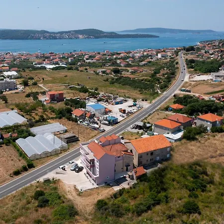 Апартаменти Marin *